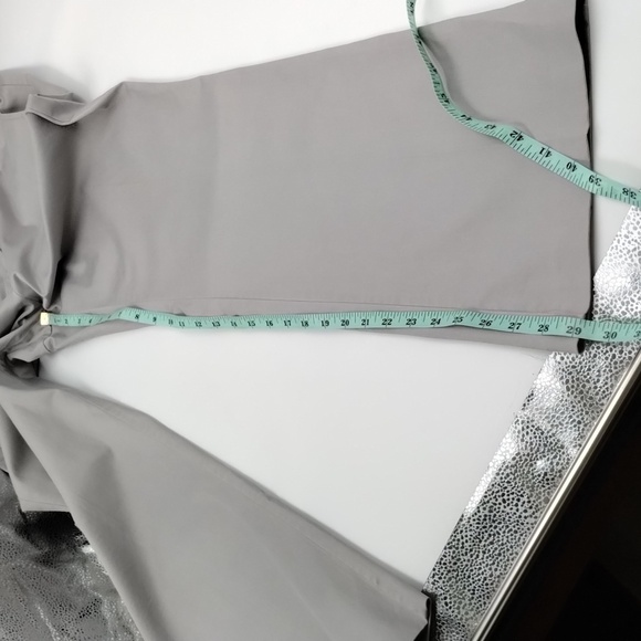 Ann Taylor LOFT women's size 6 petite Julie chino pants light gray - Picture 11 of 11